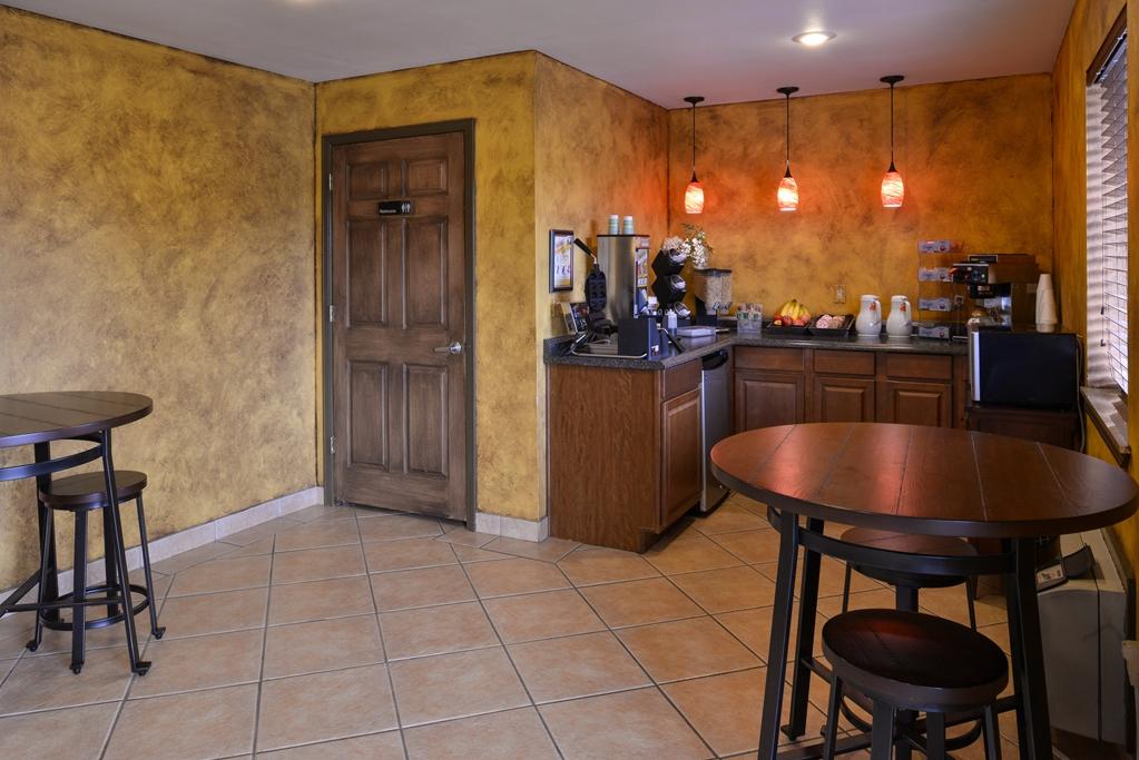 Americas Best Value Inn And Suites Little Rock Udogodnienia zdjęcie