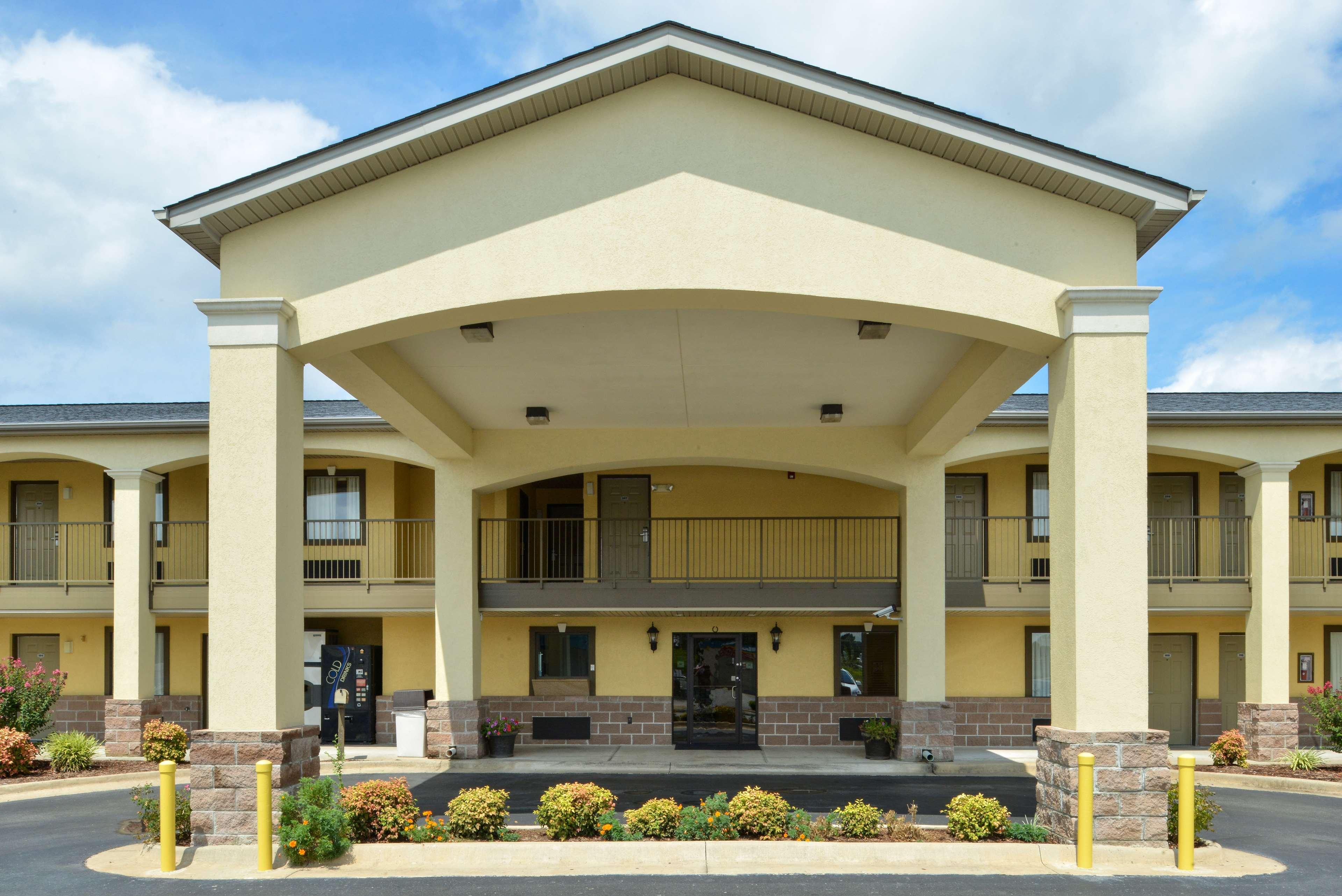 Americas Best Value Inn And Suites Little Rock Zewnętrze zdjęcie