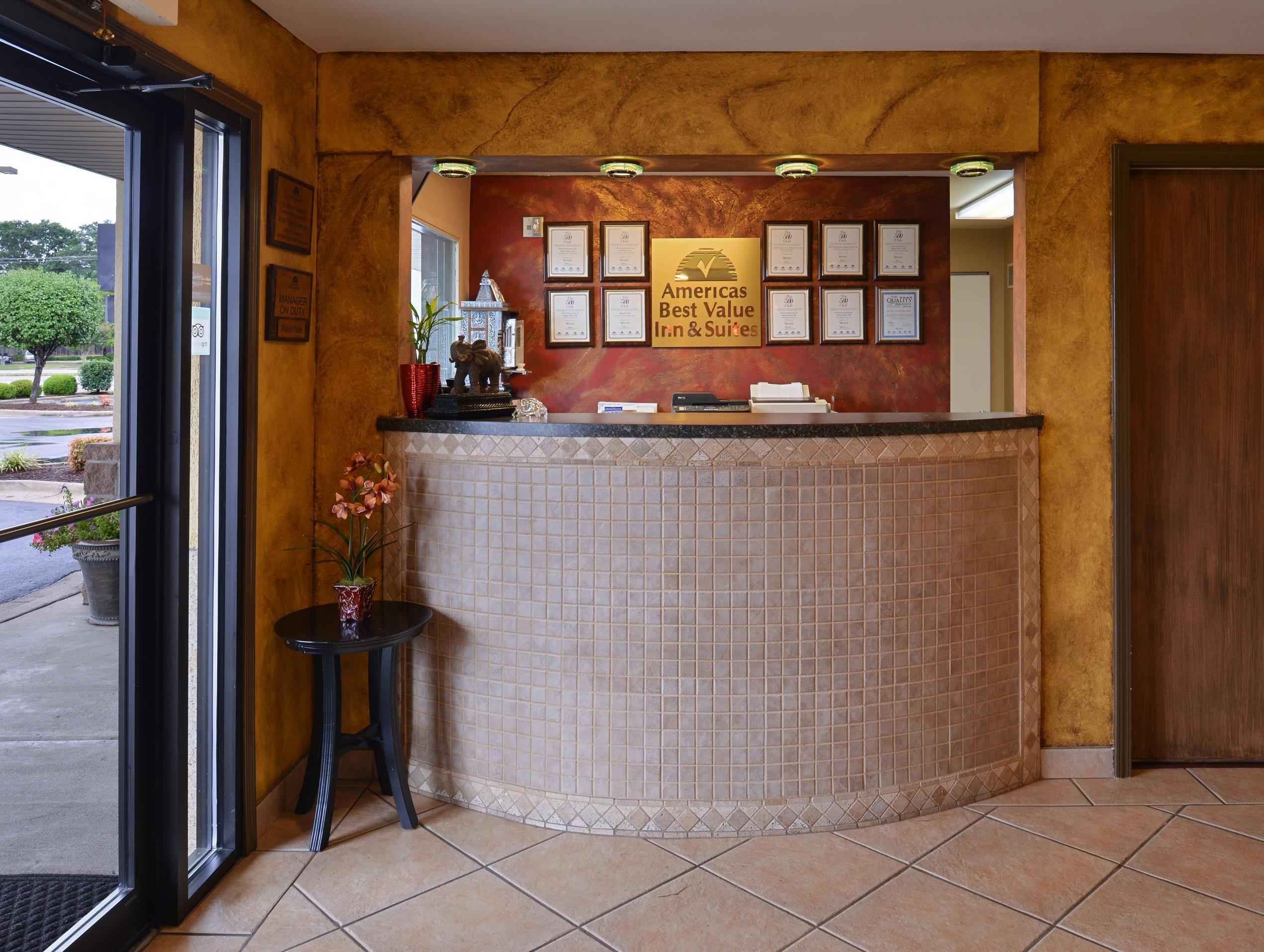 Americas Best Value Inn And Suites Little Rock Zewnętrze zdjęcie